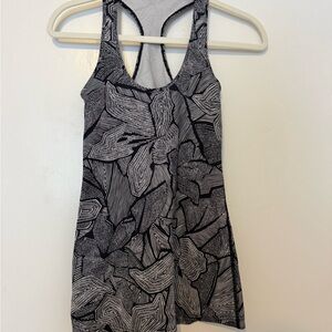 Lululemon Black and White Patterned Tank Top